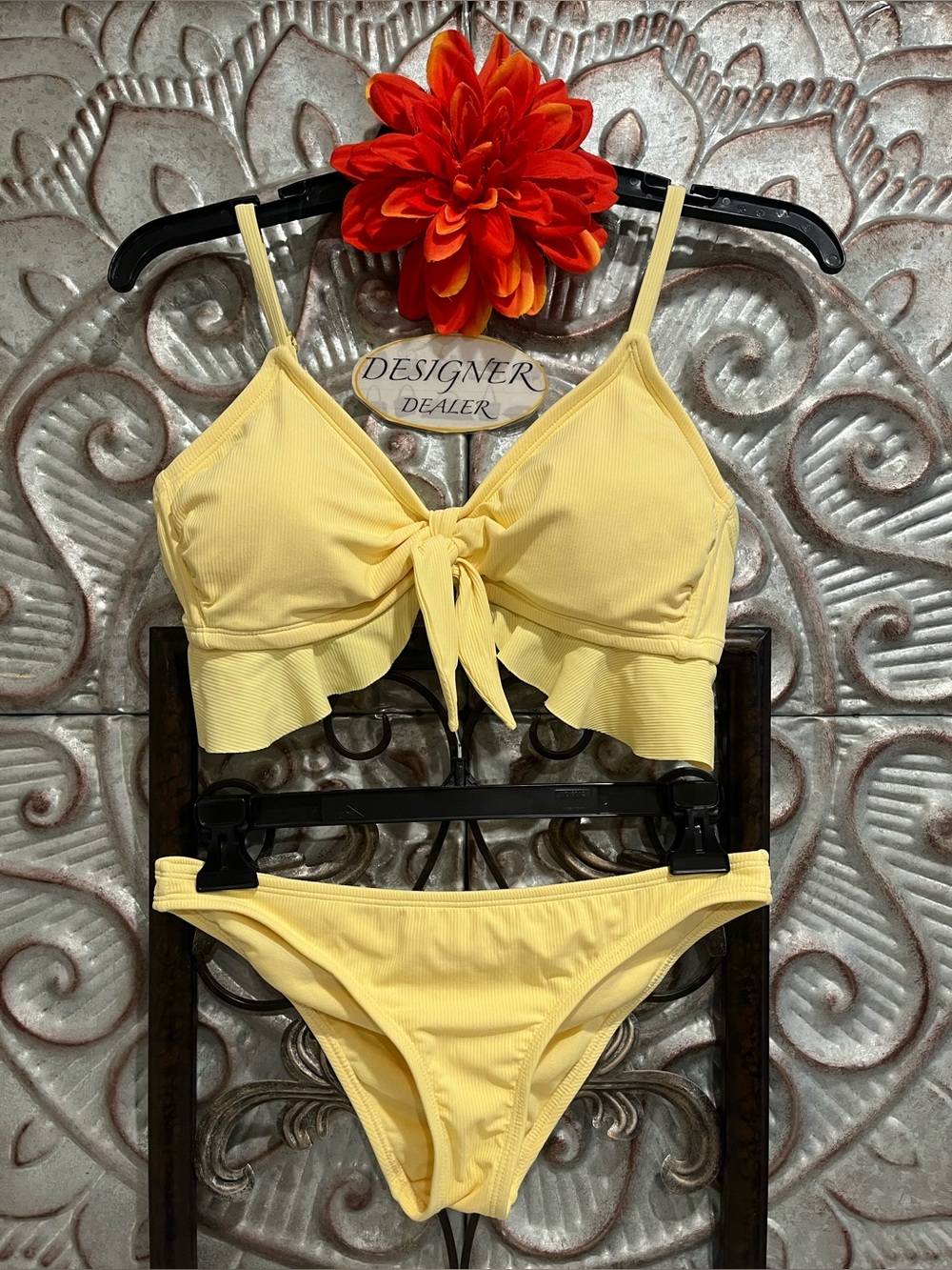 Xhilaration Yellow Bikini D/DD Top Small Bottom